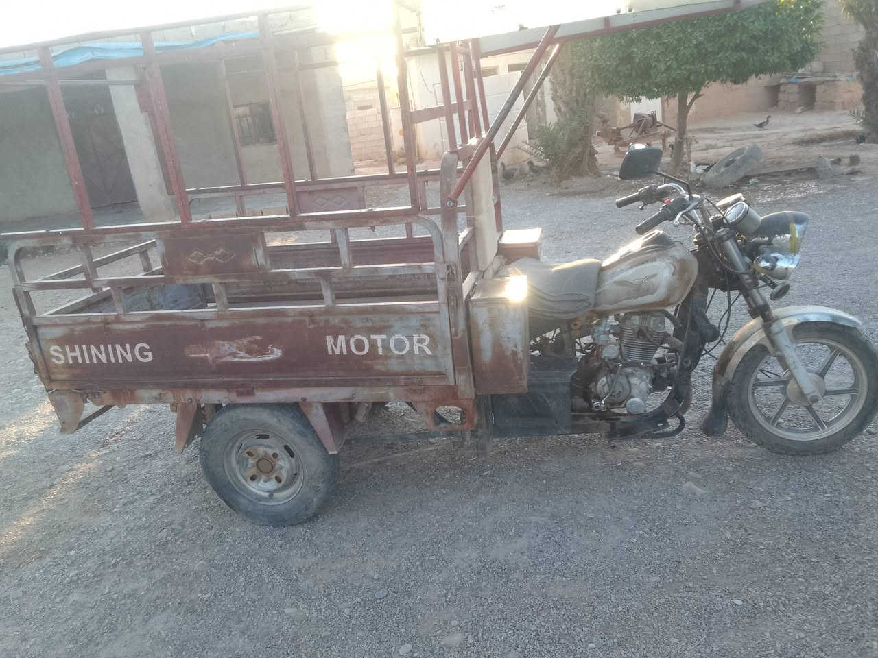 ستوته لبيع محرك نضيف السعر 750مكاني الحويجة داخل لتصال ***********
