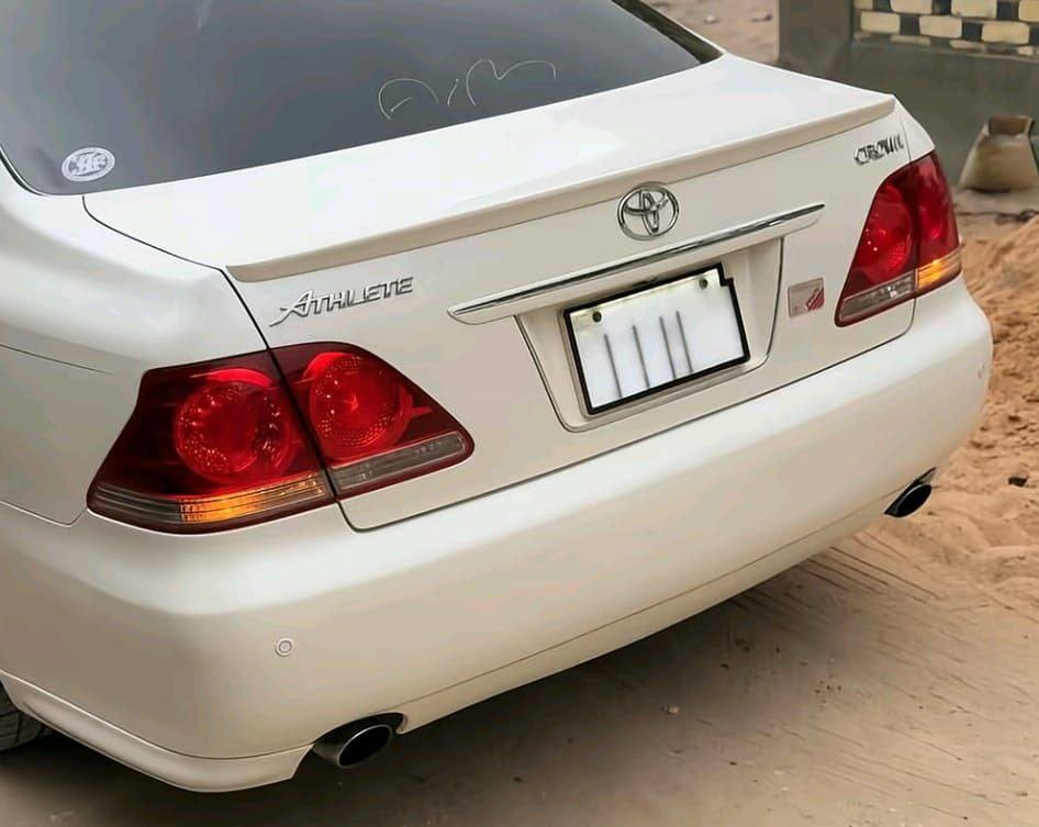 السلام عليكم
شاهينه كروان 2006ادوات ادوات 
موصفات 
1️⃣4دكم يعني فول ⏺️
2️⃣فتحه سقف 🕳️
3️⃣بيه نظام الاسبورت الرياضي 
4️⃣محرك 6سلندر 
5️⃣ تحكم ستيرن 
6️⃣متومه ارقام طبق الاصل يعني دك حاسبه 
7️⃣منضومه زنون 
8️⃣مري شفط 
9️⃣شاصي 82
10داخل رصاصي
11سياره كارتون ماشيه100الف بس
سعر75مايعجبك السوك كلشي بيه
استفسار ***********
