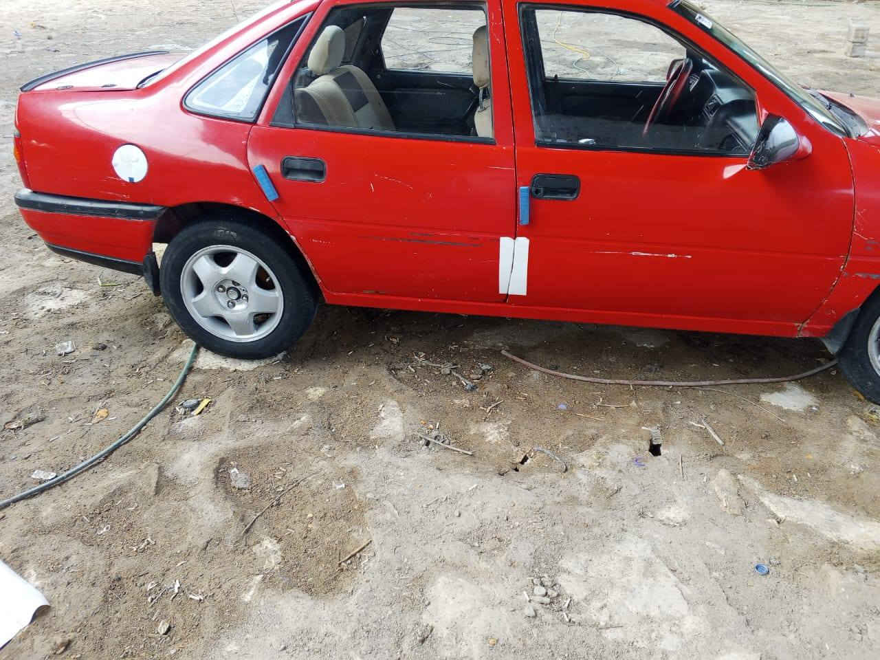 اوبل فكتره موديل ١٩٩١رقم بابل بأسمي جاهزه محرك كير تخم تاير صدر جديد باتري جديد كهربائيات كلها شغاله فقط يحتاجلها عينه وصينيه السعر ٣٠وبيه مجال مكاني صويره*********** رقمي بي واتساب
