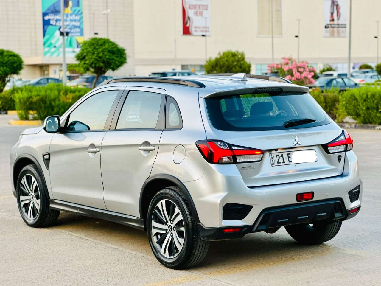 Mitsubishi outlander 2024 ASX 📦

ئاوتلاندەر ٢٠٢٤ مواسەفات خلیجی سفری ئێرە 
سەیارەکە سینی و ئەمریکی و مستەعمەل نییە 
بە سفری لێرە دەر کراوە و تەنها ٢١ هەزار کیلۆمەتر ڕۆشتووە .
سەنەوی تازەیە گێڕ و مەکینە و هەموو شتێکی بە شەرت 
سەیارەکە بێ بۆیاخ و بێ ساردە 

مواسەفات : 
شاشە 
کامێرا 
تراکشن کۆنترۆڵ 
پارک سێنسەر 
گێڕی تۆماتیک و سپۆرت و L 
جام کارەبا 
ئاوێنە کارەبا 
پێشو دوای لید و زینۆنە 
تەحەکومی سوکان و تەحدید سورعە 
زۆر مواسەفاتی تر 

سەیارەکە سعری خوار بازاڕە 
سعر : 158$ و معامەلەیەکی کەم 

📞 *********** السليمانية, العراق
