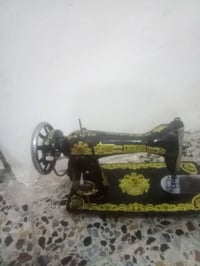 مكينة فراشه • نظيفه • بدون ماطور