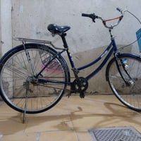 نضيف • أزرق غامق • حجم ٢٦