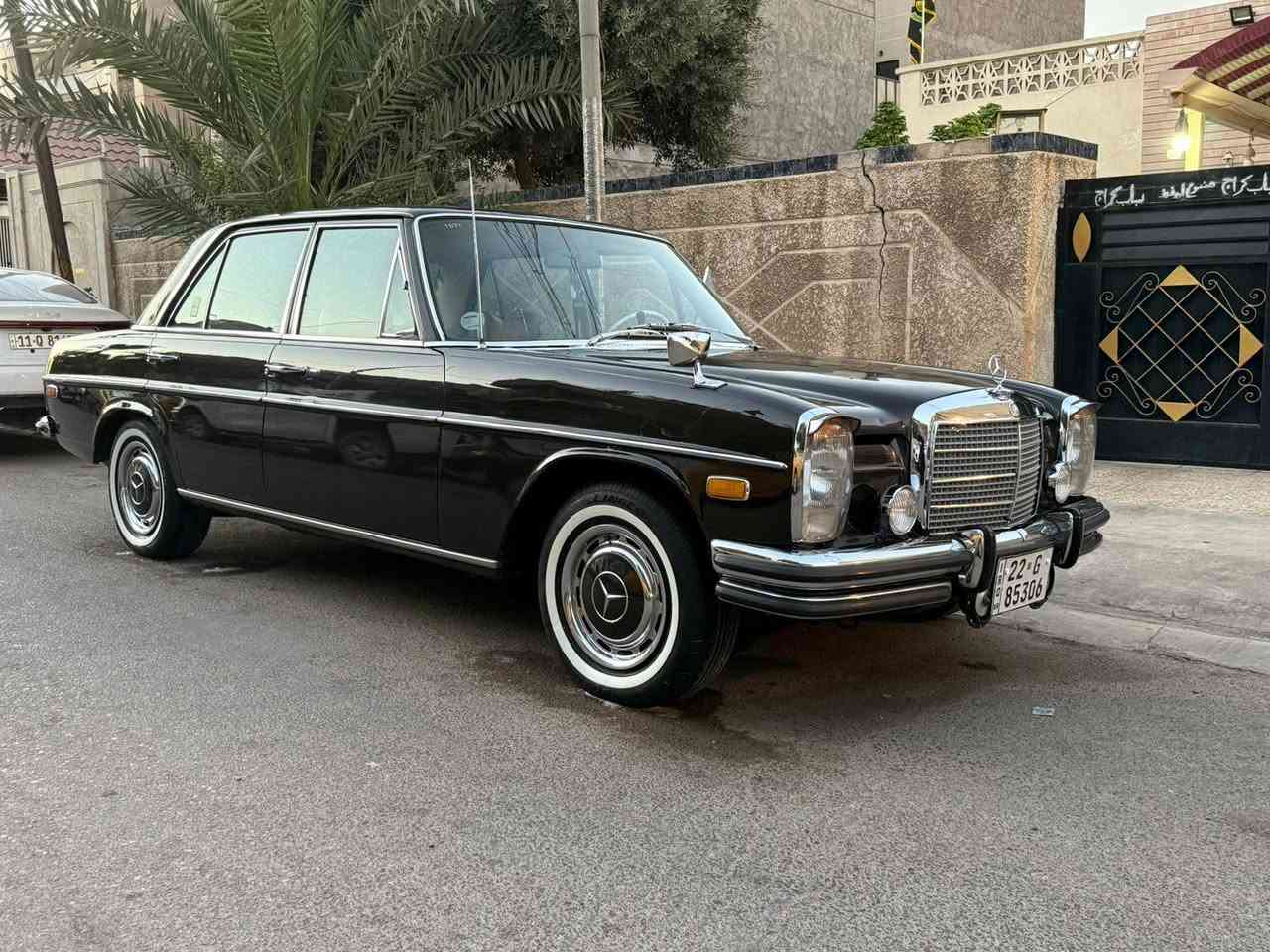 سلام عليكم
مارسدس للبيع  موديل 1971 تبريد شغال اوتامتيك اصل وباور سترين ول سياره عل وضع الشركه   رقم ***********
