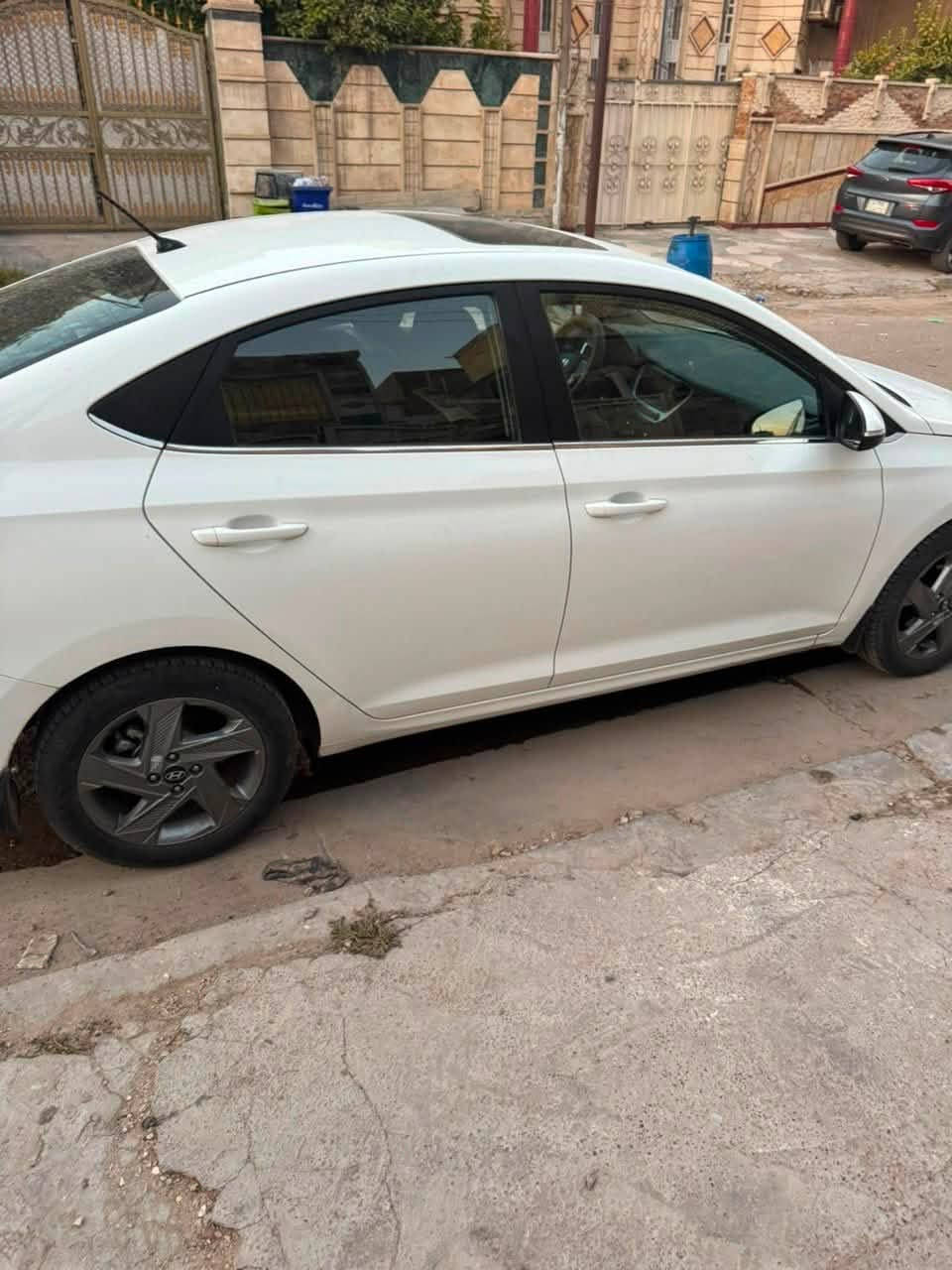 للبيع اكسنت ٢٠٢٣ خليجي محرك ١٦٠٠ زيرو ماشيه ١٤ الف باسمي العنوان بغداد المشتل السعر ١٤٨ قفل 
***********
