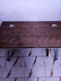 طاولات • أثاث منزلي