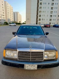 مارسدس دب موديل ١٩٩٠ محور  محرك ٣٠٠٠  تخم تاير  كشرتهه كبال العين  قوا...