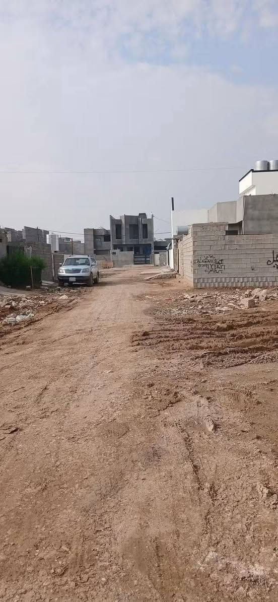 قطعه للبيع ١٥٠متر زراعي ارجيبات قرب شركه طارق

الخدمات ماء كهرباء بلديه
السعر ٢١ بيها مجال

***********
