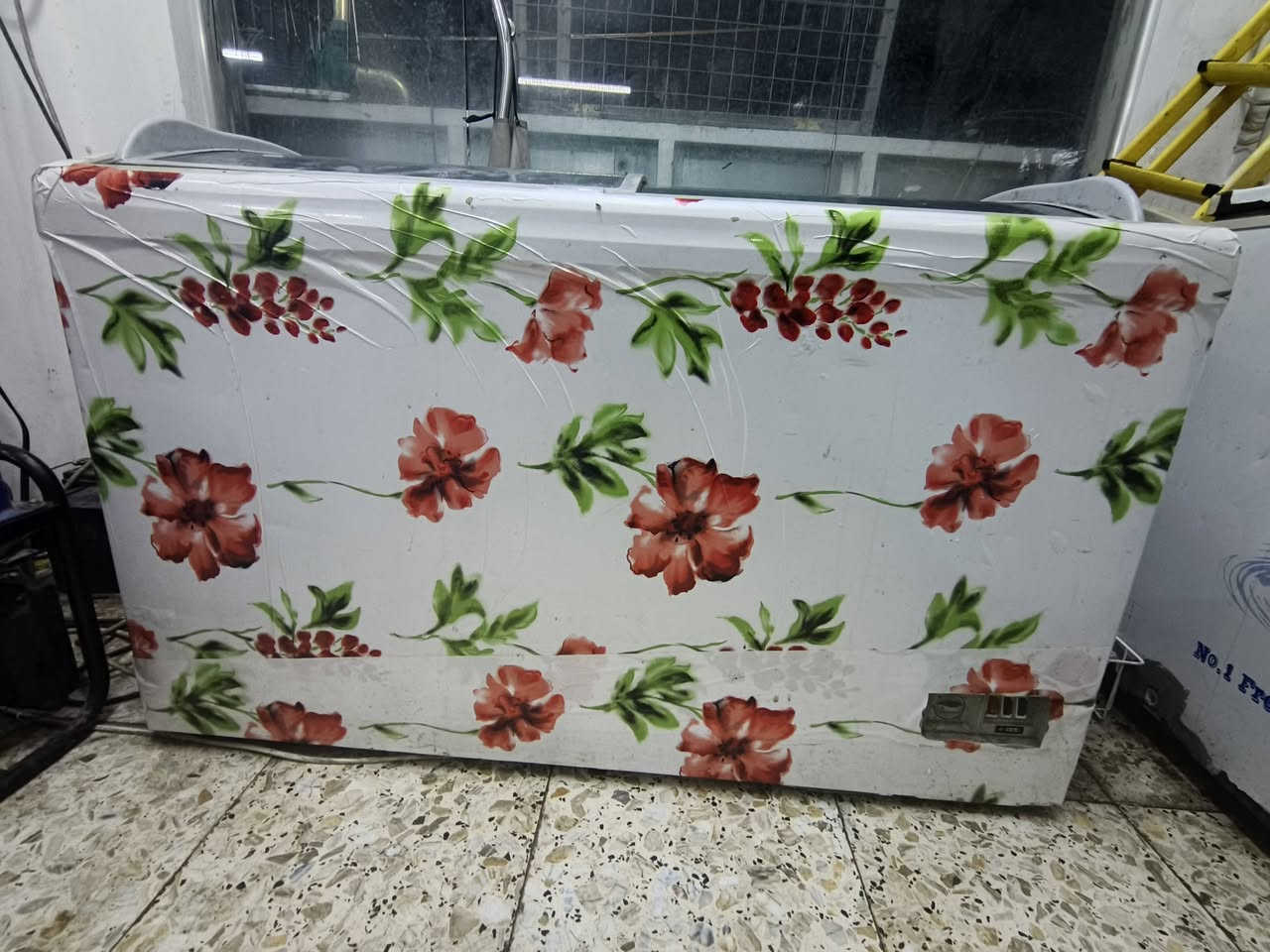 عارضات ٢ للبيع فول تجميد مكاني الشيخ حمد ***********
***********
السعر 500 وبيهن مجال
