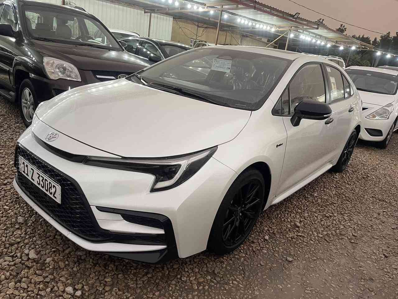 كورلا 2025  بلاك اديشن S   ( فوول مواصفات ) 
داخل احمر جلد 
كشن كهرباء 
كت اسود - ويل اسود - يدات ومري اسود 
هند بريك كهرباء 
اوتو هولد 
قطعتين تبريد 
ماشية  14 الف  - رقم بغداد   

السعر / 162$  

معرض الليره لتجارة السيارات 
كربلاء - معارض حي الصناعي 
***********
 ***********
