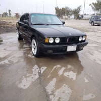 بيع مستعجل السعر 35 ورقة  BMW525مفتوح   كير عادي  رقم انبار الماني  ال...