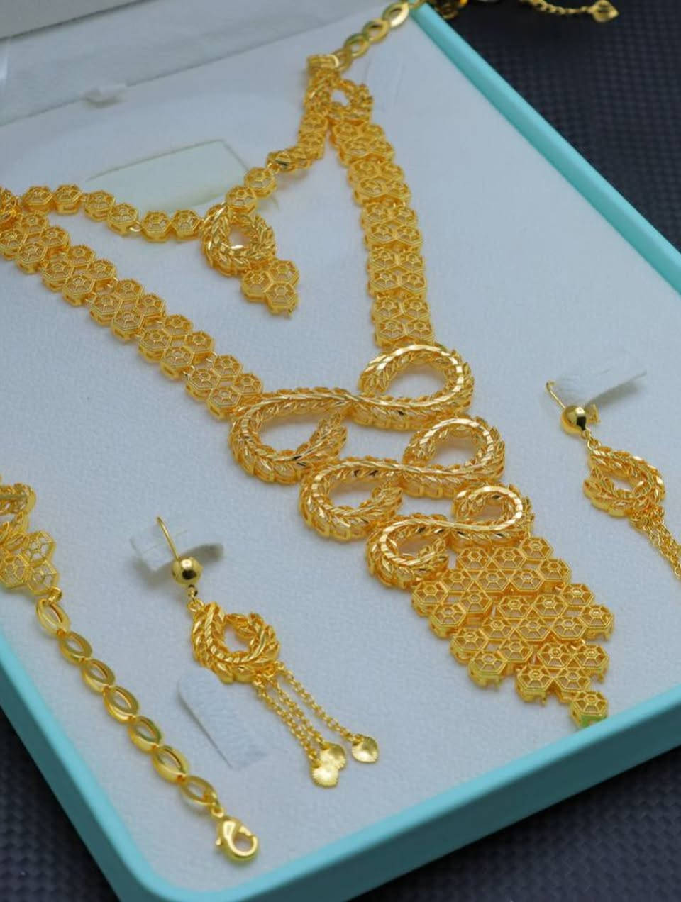 شوفوا صور كرسي جابر 😍
أشكال ودزاينات تخبل وتاخذ العقل ✨🔥

قلبوا الصور وشوفوا التفاصيل بنفسكم 👀
أناقة، راحة، وفخامة بمكان واحد  
#كرسي_جابر #جمال #اناقة #بساطة


**إذا كنت صاحب هذا الإعلان وتريد حذفه لأي سبب، رجاءا أرسل رسالة إلى الدعم الفني**