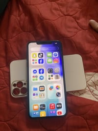 ايفون ١١ برو ماكس • ٢٥٦ • شاشة مبدلة