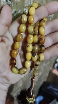 مسباح • ٣٣ خرزة • ٣٢ غم