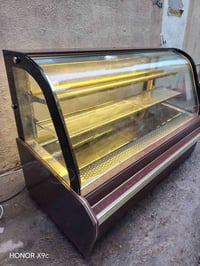 براد كيك البيع تبريد راقي جدا مكان بغداد 07721066792