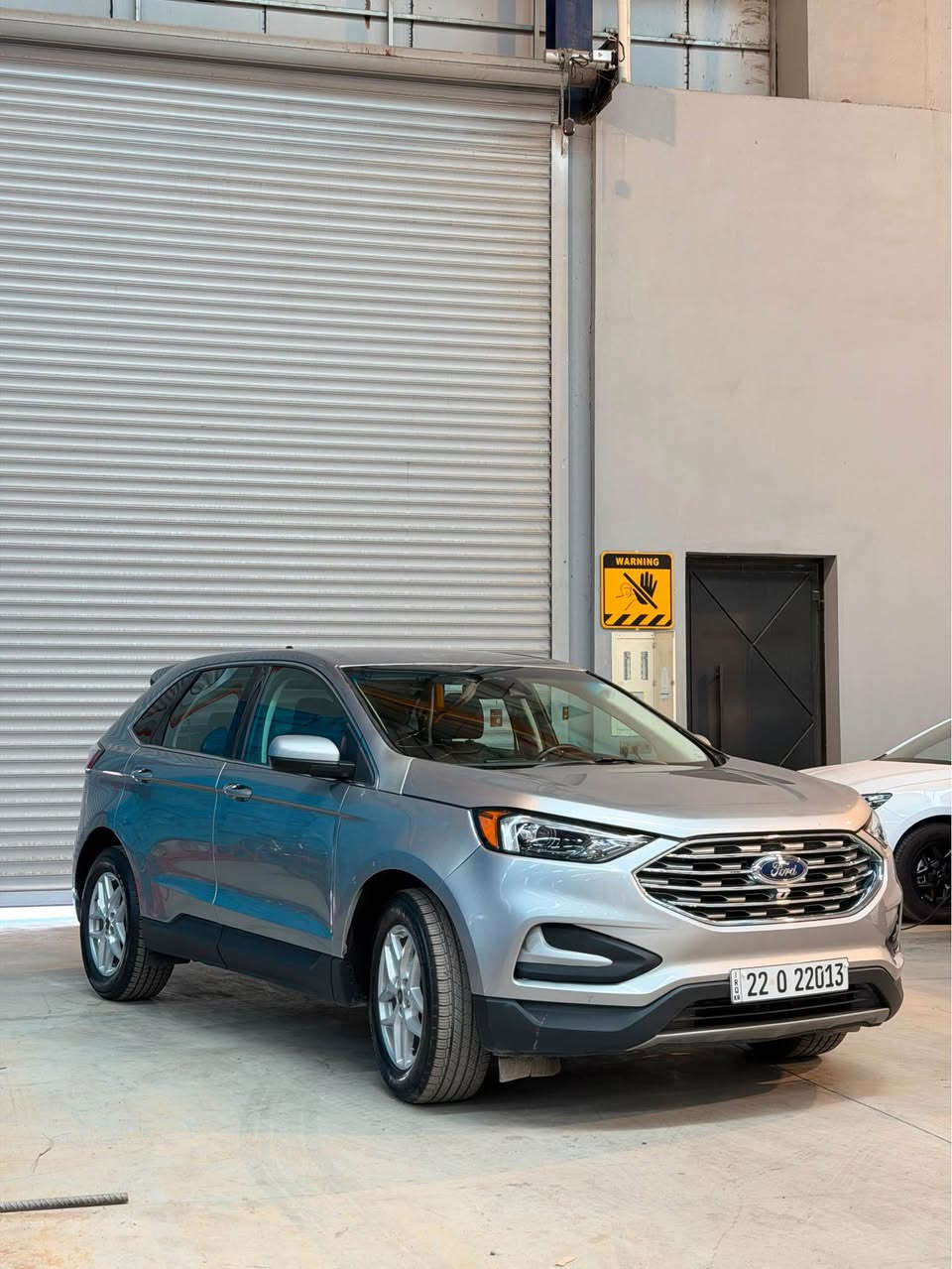 2023 FORD EDGE-SEL.AWD
فورد ايدج (SEL) موديل : 2023
السعر : ١٦٨$
اللون : سلفر
ماشية ٨٩ الف كم
حجم المحرك : 4) 2.0L TURBO. سلندر)
ملاحظة السيارة : فقط بونيد و جاملغ صبغ بدون دواخل
كافة الايرباكات سليمة %100
(SEL.AWD) المواصفات
دبل اكسل (AWD)
ابواب بصمة
بصمة تشغيل
شاشة تيسلا
دشبول ديجيتال
كاميرا
گير ماوس
هاند بريك بصمة
(AUTO HOLD) اوتو هولد
(AUTO START) اوتو ستارت
(AUTO STOP) اوتو ستوب
رادار امامي (تحديد مسار)
رادار جانبي (نقاط عمياء)
رادار خلفي (التحذير من الاصطدام)
فرامل الطوارئ
حساسات خلف

تحكم استيرن
كشنات جلد
كشنات كهربائي
كشنات هيتر
تبريد لمس
تبريد مركزي
لايتات (LED) ليد عدسة زينون
بكلايتات (LED) ليد
وبعد هواية مواصفات...
هزة و سنوي و رقم كل جديد الى ٢٠٣١ و بإسمي
تفاصيل اكثر الاتصال على ارقام التاليه
WhatsApp
*********** أربيل, العراق

