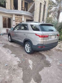 كلوري 560موديل 2020 رقم بغداد سياره نضيفه ومابيه شي بس دبلات تعبانه وب...