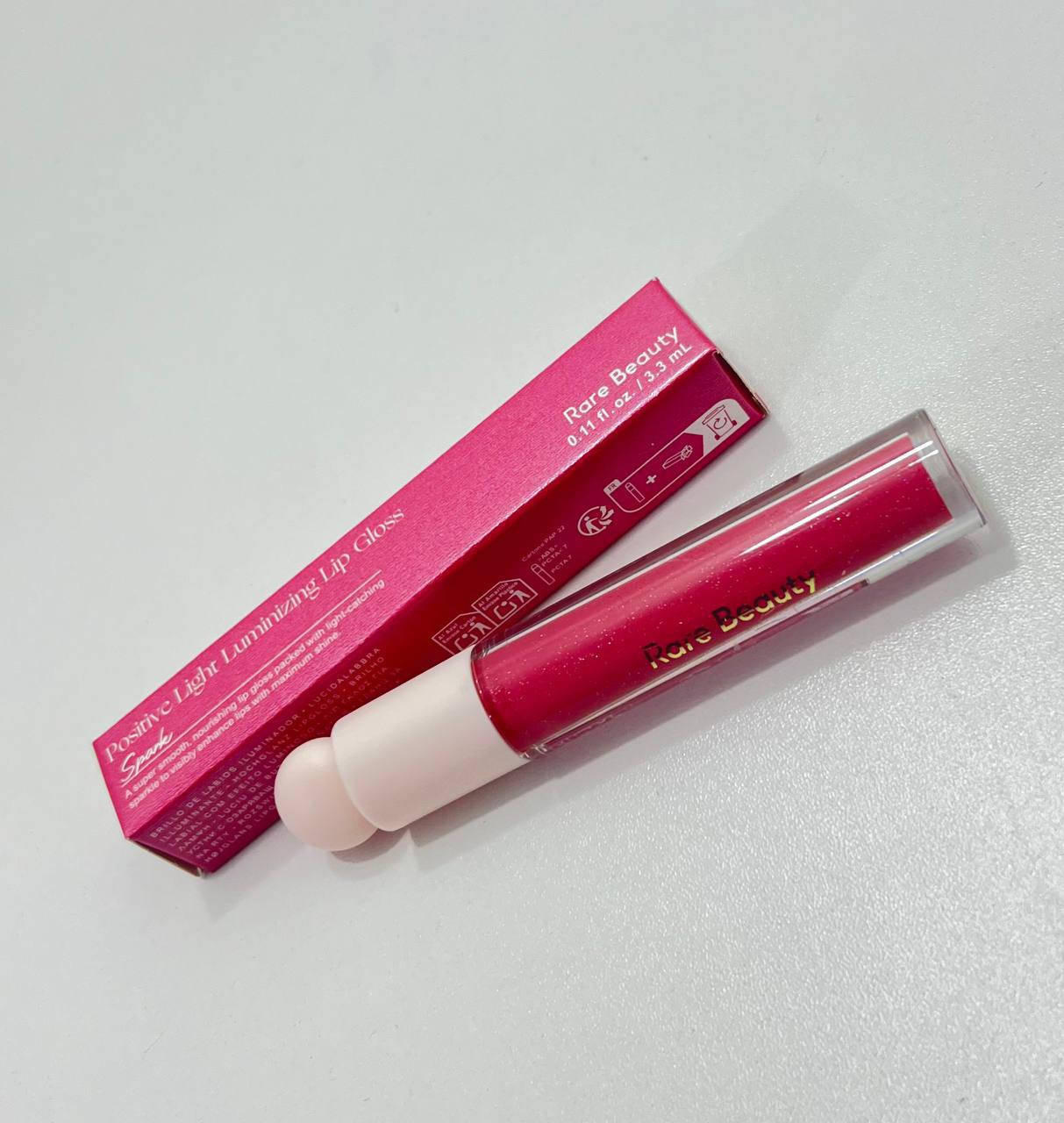 بناتتت 😭 🎀 الترند وصلت بمتجرييي 💄☁️ گلوسات رير بيوتي  Rare Beauty 🫦⋆౨ৎ˚🍓 تدرجات تمووت ترطب وتعطي فوليوم لمعة تجنن، ترطب الشفايف وتطي شكل فخم وناعم بنفس الوقت 💘
تناسب جميع الأوقات واللوكات ⏰
ومتشقق الشفه نهائي ترطب الشفة وماتخليها تيبس ✨😍
أختاري اللون الي يعجبج وجربي  !! 🙈

📍ملاحظة📍هذا المنتج مايطلع بطلبية وحدة الة مع الطلب منتج ثاني بي توصيل.
بناتتت 😭 🎀 الترند وصلت بمتجرييي 💄☁️ گلوسات رير بيوتي  Rare Beauty 🫦⋆౨ৎ˚🍓 تدرجات تمووت ترطب وتعطي فوليوم لمعة تجنن، ترطب الشفايف وتطي شكل فخم وناعم بنفس الوقت 💘


**إذا كنت صاحب هذا الإعلان وتريد حذفه لأي سبب، رجاءا أرسل رسالة إلى الدعم الفني**
