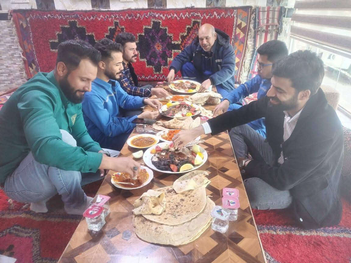 الصيف يمنه غير.. 

لسنا الوحيدون لكننا الافضل
خير الشاكرين بحلته الجديده يرحب بكم

اقوى الاكلات  واطيب الوصفات وارقى المقبلات تجدونها لدى مطعم خير الشاكرين 

اطلب اكثر توصيلك يصير مجاني.. 💪

 مطعم خير الشاكرين
🌹🐋🐳🍖🥪🥘🍔
يرحب بكم  ما يلي.... 

كباب كيلو ب16 الف 
نفر كباب ب٥٠٠٠ الاف
معلاك  نفر ٤٠٠٠ آلاف 
تكة دجاج  نفر ٤٠٠٠ آلاف 
دجاج شوي دجاجه ١٢٠٠٠ الف 
دجاج على التمن نفر ٥٠٠٠ آلاف 
قوزي نفر ب١٧٠٠٠ الف
سمك مسكوف كيلو سمك مسكوف ١٠   الاف
مندي لحم نفر 15000 الف
نفر مندي دجاج ٥٠٠٠ آلاف 
مندي دجاج  نص دجاجه على صينيه تمن مندي  ١٠ آلاف
دجاجه مندي على صينه تمن مندي ١٦٠٠٠ الف 
تشريب لحم قوزي نفر12000آلاف 

*********** مطعم خير الشاكرين
*********** مطعم خير الشاكرين

❗(((((بس اطلب ويوصلك لباب البيت))))) ❗
بأدارة سيد حيدر و علي ابو مريم

*********** سيد حيدر 
*********** سيد حيدر
*********** علي ابو مريم
*********** علي ابو مريم
