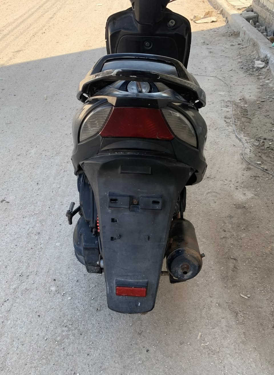 ماكس ١٤٠ دراجة كاملة سلف هندر نكره كهربائيات كلها شغاله دبلات فول تايرات جدد ابريكات خلفي امامي كيج بانزين الدراجة خير من الله كامله كفرات ابلاديه امختمه لايت عالي ناصي مناقصها شي خير من الله سعر ٣٥٠ مكاني بغداد العبيدي شهداء الثالثه ***********
