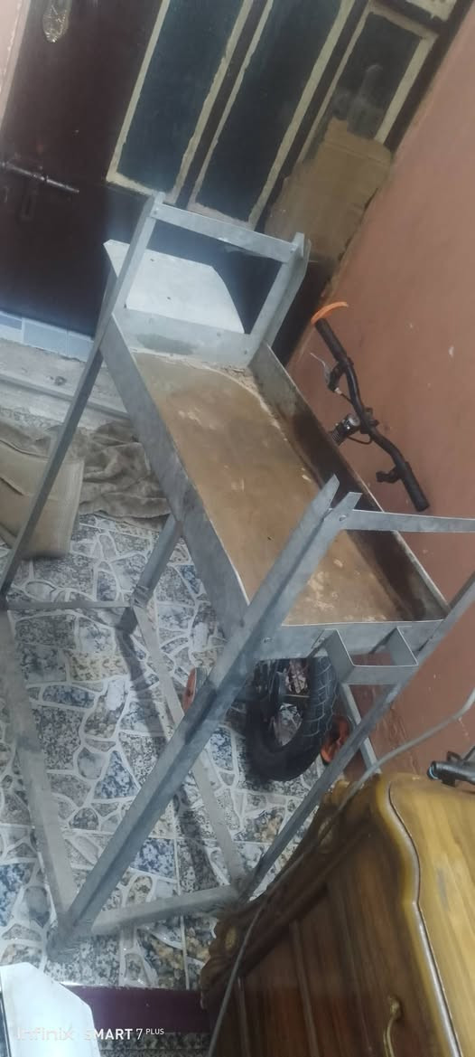 سلام عليكم ورحمة الله للبيع 15الف الشعب حي وار ***********
