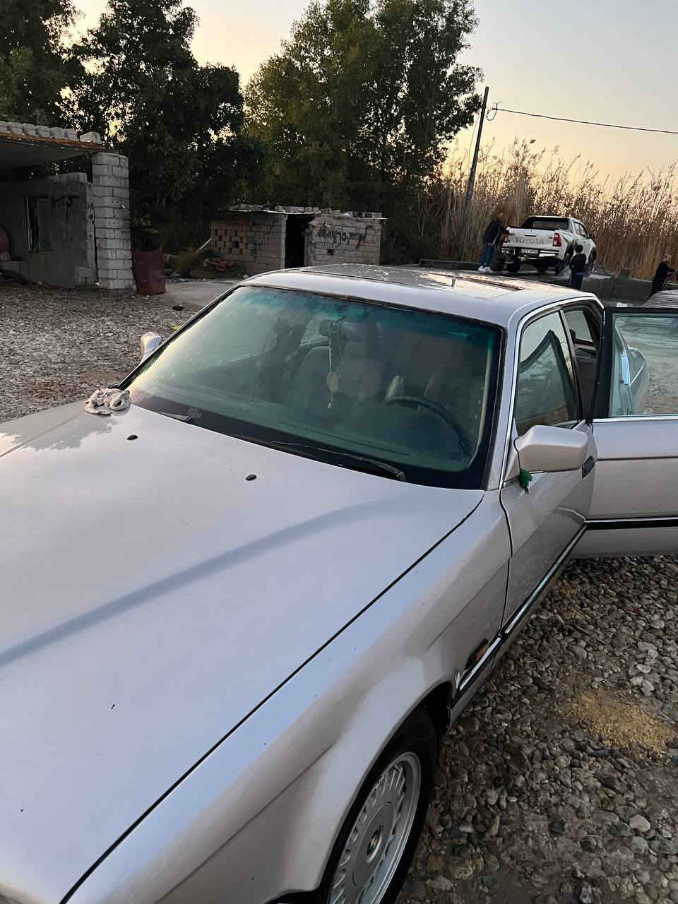 السلام عليكم  بي ام730محرك جديد صارله شهر من شديته حاويه كير كهرباء شغاله تبريد ثلج  رقم نجف تحويل مباشر سويته ماصاقطه السعر 40بيه مجال  مشروع وطني مكان السياره بابل بل شوملي  السياره حلوي مال جناي بس شويه ‏‪تريد ترتبات،لناني،مافارغله بصيطه كلش  ذا  نتصل  موديل89)(.   ‏‪***********‬‏.   *********** السياره مكفوله من كل عيب شرعي
