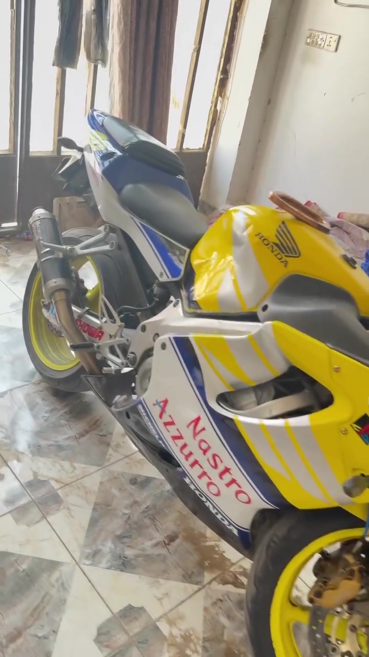 السلام عليكم  بطح افوراي  محرك 600 كفاله عامه من طول لطول مرقمه رقم وسنويه تحويل شوكت متريد  مكينه برغي ممفتوح كفرات شخط مابيها الدراجه خير من الله تخم تايرات جديد صالصنه مأيڤ الدراجه اي نقص مابيها جيب فيترك وتعال افحص العنوان الانبار الفلوجه السعر $36 وبيها مجال بسيط حيل 
 للاستفسار *********** متواجد واتساب
