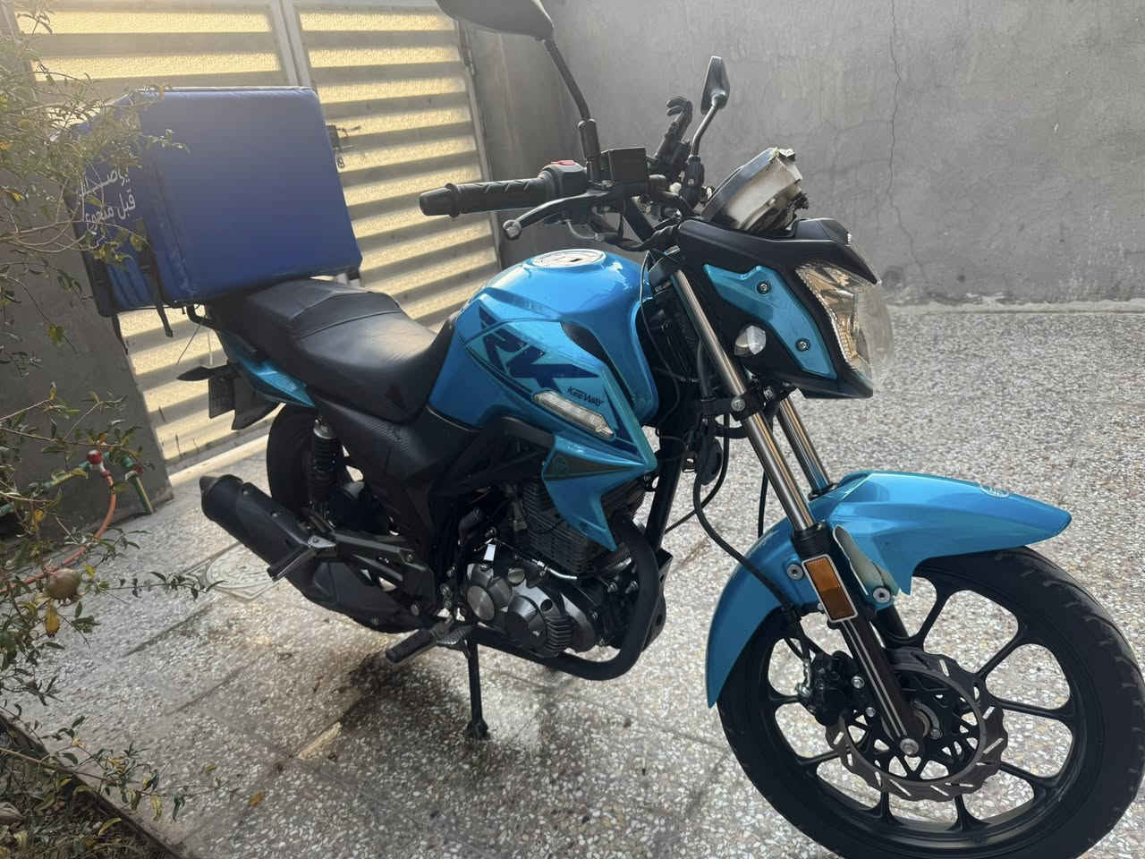 سلام عليكم دراجه rk
محرك ٢٠٠. موديل ٢٠٢٤ 
ماشيه ٢٦ 
رقم أربيل تحويل شوكت متريد 
عارضها بمليونين 
***********
