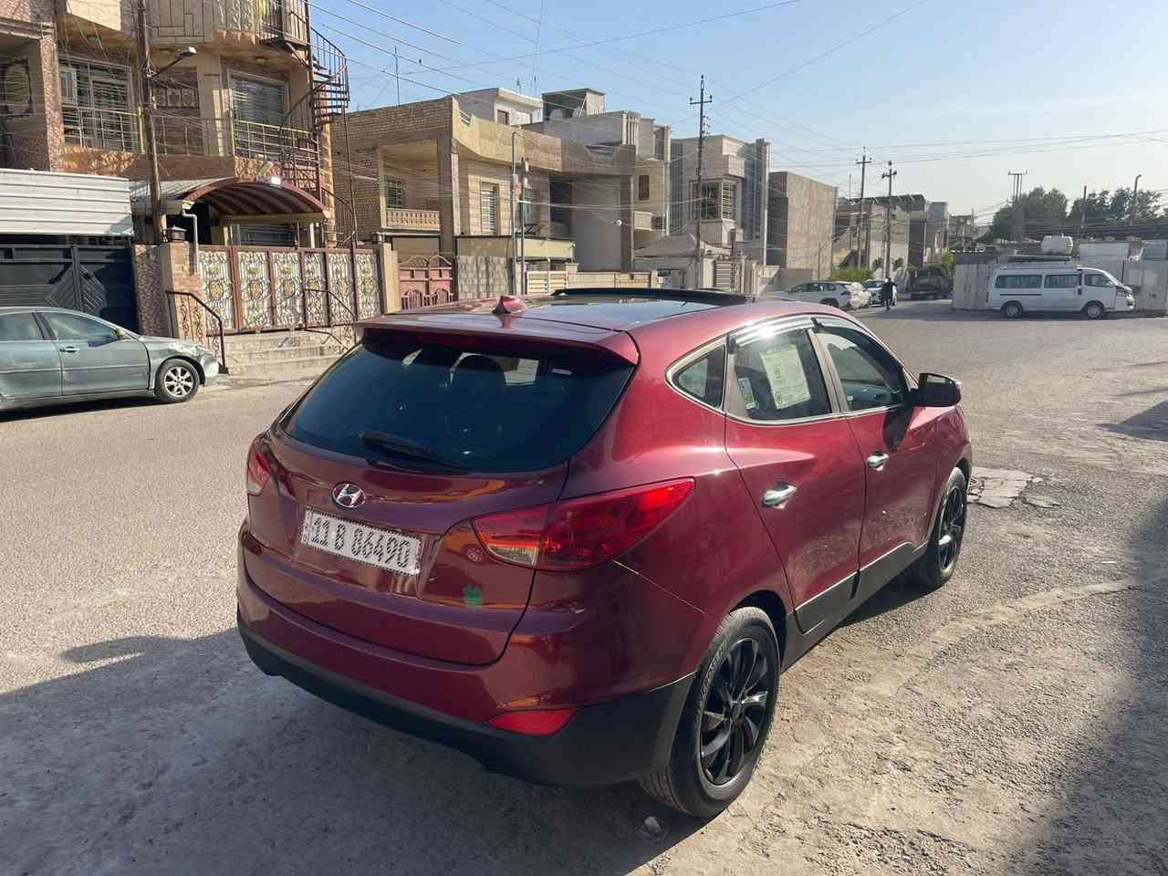 سلام عليكم عندي توسان 2011 السياره فول مواصفات شاشه بني رامه تخم تاير حداديه كشن كهربائيّ صدر امامي خلفي السياره كلهه على وضع الشركه ما ناقص اي شي السياره على البلاد ميكنه  دوش كفاله عامه السياره ما ماشيه هوايه استخدام شخصي ماشيه فوك الميه بيهه اربع قطع صبغ اثر جراد
السعر 107 العنوان بغداد شهداء البياع رقم الهاتف ***********
