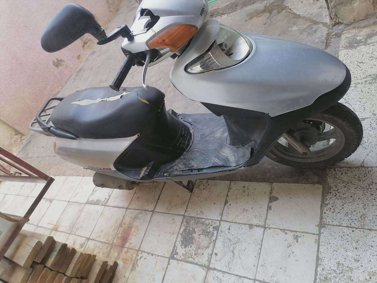 سبيسي ماليزي طافيه كوم حديد السعر ٢٠٠ *********** كوت حي الجهاد
