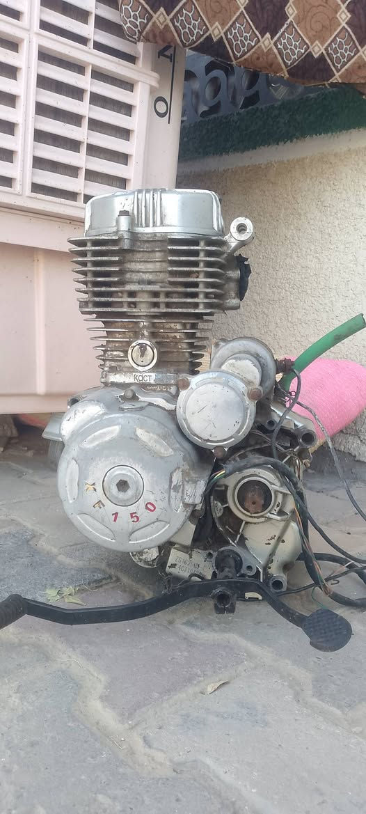 سلام عليكم غراض ستوته البيع اكسن نضيف جيب وشد محرك 14 نضيف لا تنقيص ولا تبخير دبلات هنوتاير امامي شغلات تواير زوج
صلنصه كلمن. وسعره متوجد خاص


**إذا كنت صاحب هذا الإعلان وتريد حذفه لأي سبب، رجاءا أرسل رسالة إلى الدعم الفني**