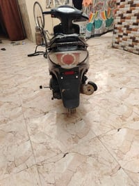 دراجه جي 4 نظيفه دراجه نشطه شغاله كهربائيات شغاله السعر 200 وبيها مجال...