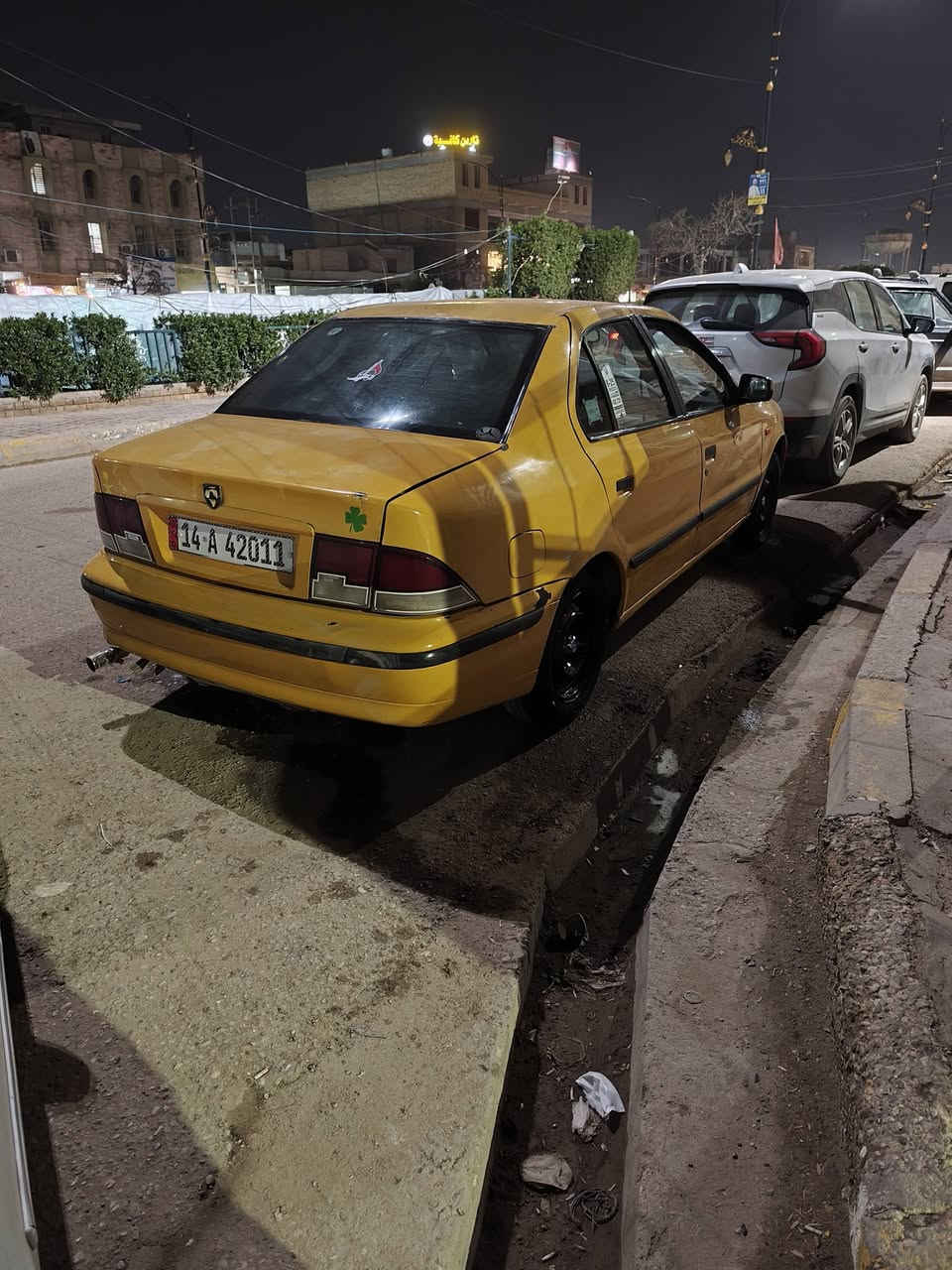 السلام عليكم سمند 2011رقم بصره دولي هزه جديده مصفره هيه وغرامه  حداديه شرط كله جديد تبريد شغال كهربايات كله شغاله لايت زنون سياره كل ضربه ماكو سنويه 2030 سعره 27ترهم مراوس  مكاني شطره ***********
