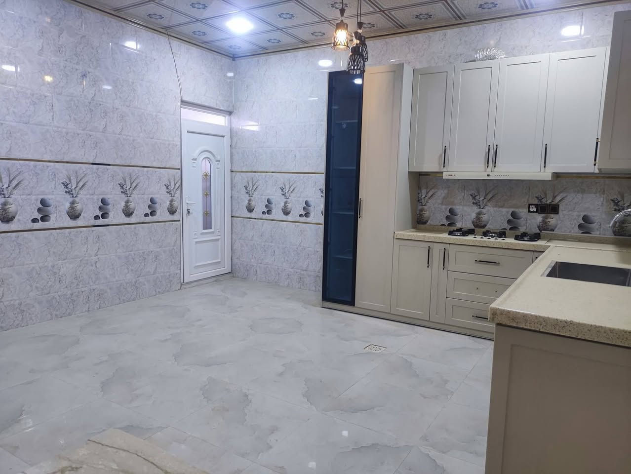 عروض مكتب اشراقة المسار
🏡دار للبيع 🏡
الموقع 🌎:-ملايين الثانيه قرب جامع اهل القراءن📍
المساحه :-230م📐
الواجه. :-12م📏
التفاصيل :-
الطابق الاول :-غرفتين نوم✅+استقبال✅+هول✅
مطبخ ✅صحيات ✅
الطابق الثاني :-
غرفتين نوم ✅هول✅صحيات ✅
للاستفسار اكثر :-
***********☎️
***********☎️
