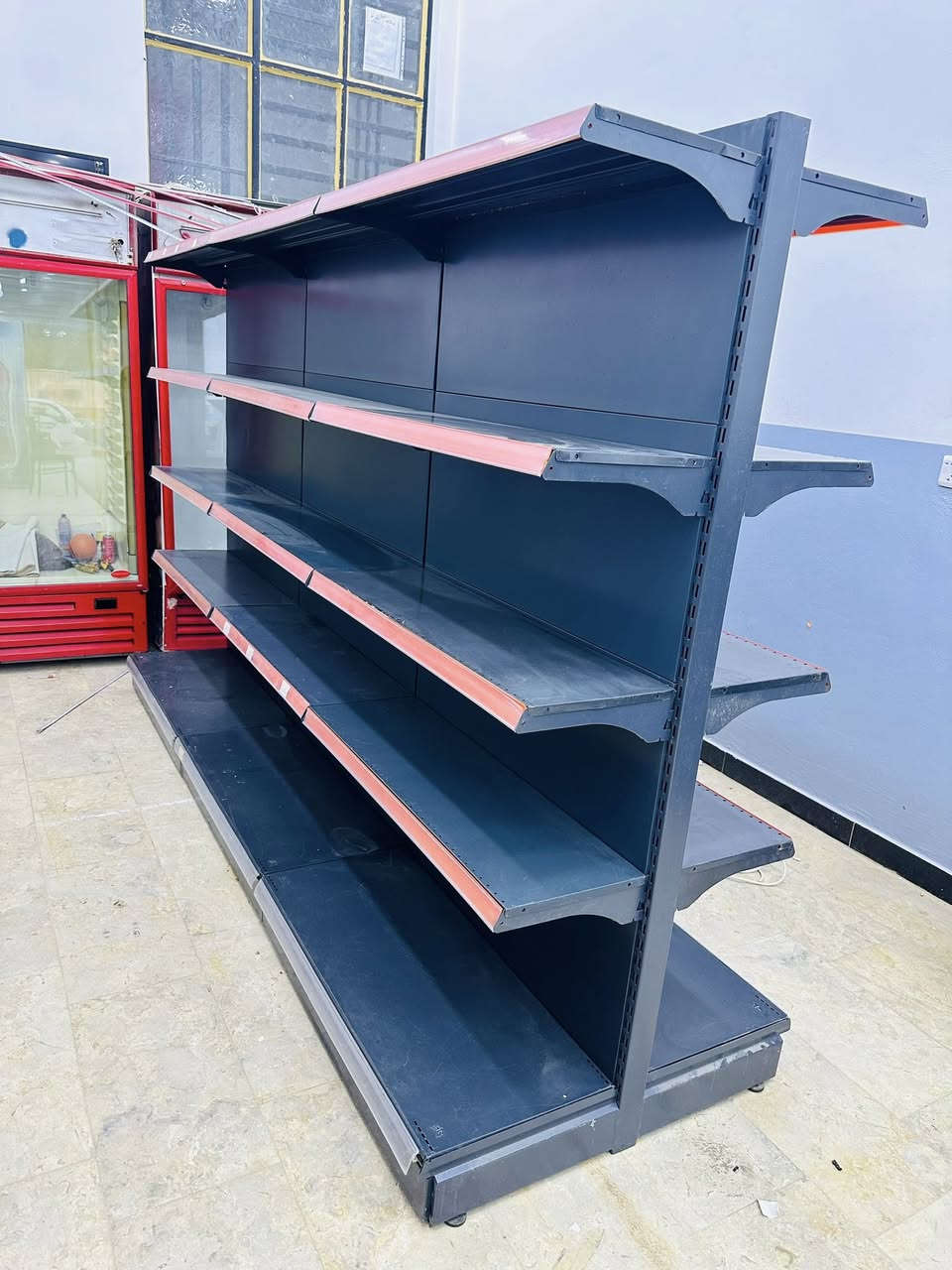 سلام عليكم شباب سفينات واسطي نظيفات كلش موجوده كميه الشراي يتصال ***********
