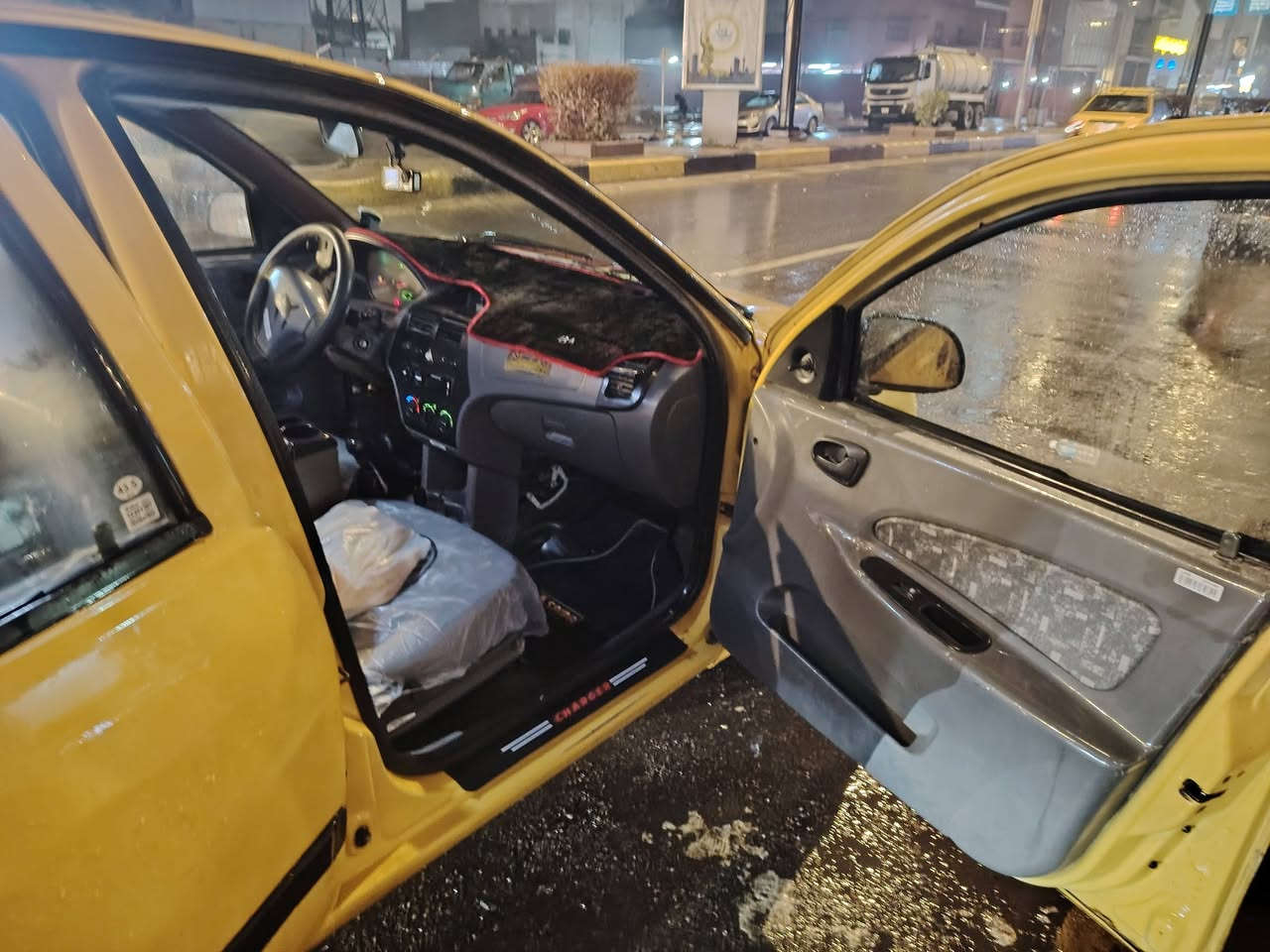 السلام عليكم من رخصه الادمن سياره طيبه 15 للبيع سياره نضيفه كير مكينه مكفولات شواصي كفاله تبريد تدفئه شغالات بلا ضربه مسوي الخياس مالها وراشهن
داخل جديد وكهربائيات كلها شغاله  رقم انكليزي مصفرة هيئة وغرامات بسمي تحويل مباشر السياره خير من الله مكان السياره الاعظمية شارع عمر عبد العزيز السعر ٤٣ وبيها مجال للطيبين *********** الرقم واتساب شغال
