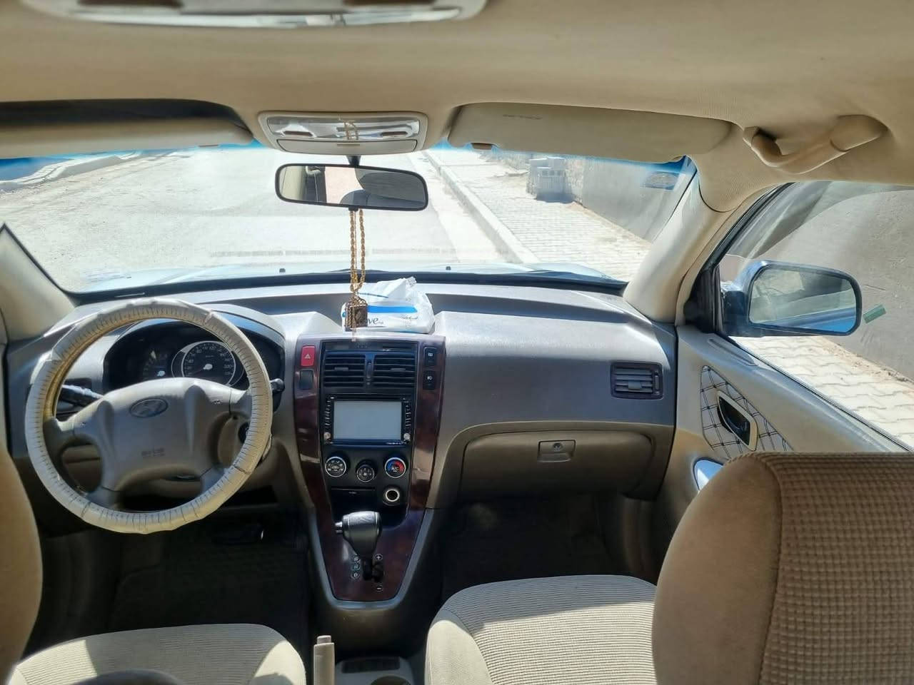 للبيع هيونداي توسان 2007
🔹 الموديل: 2007
🔹 الحالة: مجفية، بيها صبغ جامرلغات + القمارة جرد مصبوغة تجميلي
🔹 باقي أجزاء السيارة: كلشي تمام وما بيهن مشاكل
🔹 المواصفات: وضعها جيد وجاهزة للاستخدام
💰 السعر: 85 (قابل للتفاوض)
📄 الملكية: باسم المالك (أسمي)
📍 الموقع: بابل – الاسكندرية
📞 للتواصل فقط على الرقم: ***********
