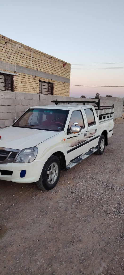 سلام عليكم فوتون للبيع موديل١ ٢٠١ رقم بابل صدامي بدون تحويل سياره عله وضع شركه  تبريد ثلج حداديه جديده مكانه ديوانيه البدير رقم *********** سعر ٢٥
