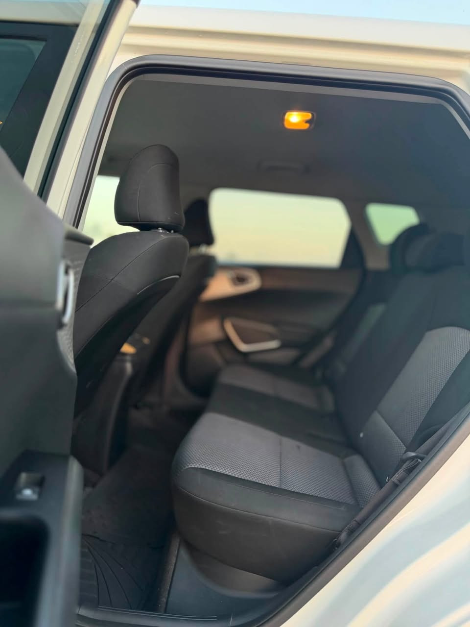 🚗 للبيع | Kia Soul 2024
✨ اللون: أبيض
✨ الممشى: 22 ألف كم فقط
✨ وارد أمريكي 🇺🇸
✨ محرك اقتصادي 2000cc دوش
✨ السيارة نظيفة جداً واستخدام بسيط
✨ تبريد ومواصفات ممتازة
✨ كاميرا خلفية + شاشة + Apple CarPlay
📍الموقع: نجف
💰السعر: 148
للاستفسار  أو اتصال 📞***********
