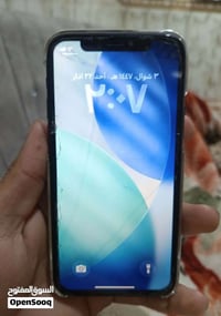 ايفون 11 برو فقط ذاكره 64 بطاريه 100 مبدله وشاشه ايضا مبدله بس خوش نوع...
