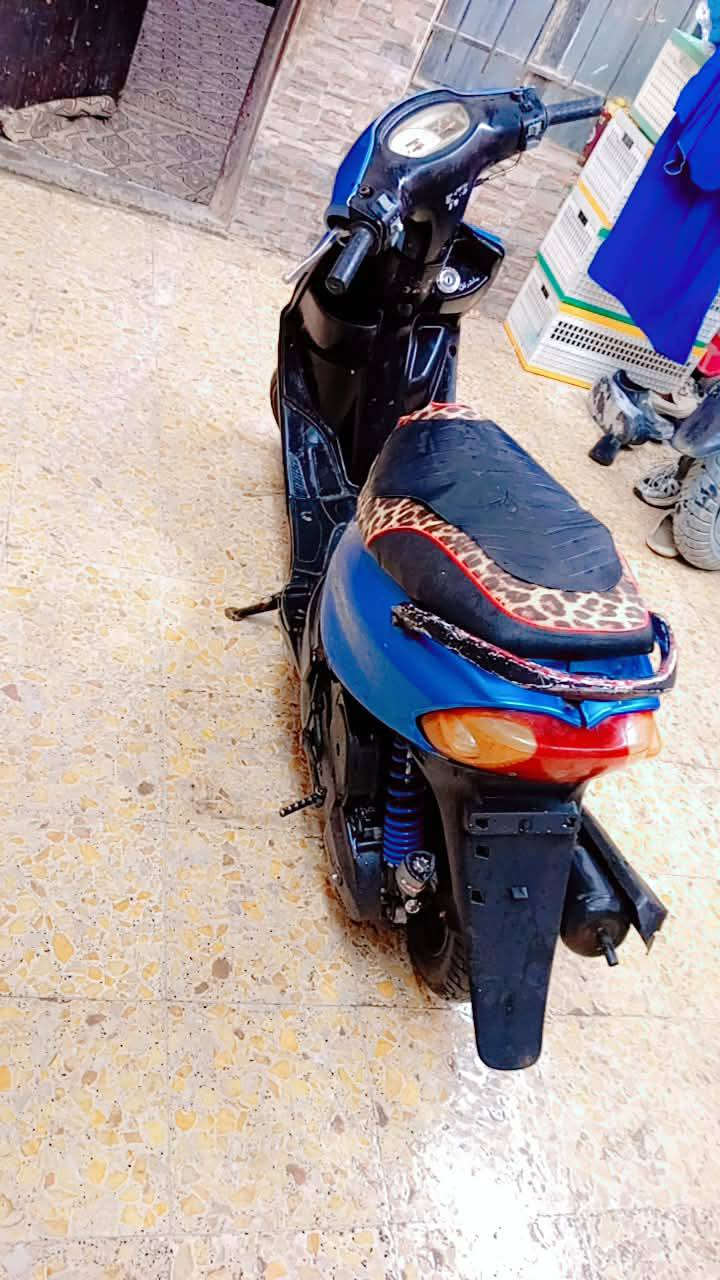 إسلام عليكم شباب دراجة للبيع ماكس قجمه دراجة نضيفه دراجة مفتوح مكان سوق الشيوخ السعرخاص هاذا رقم ***********
