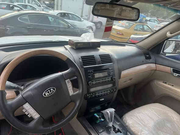 سلام عليكم مهافي  موديل 2013  خلجيه كفالة عامة  بدون صبغ محرك   ستة سلندر 3600 محرك كير جدد فول بصمه  فتحه كشنات  كهربائي كشنات تدفي  تبريد تبريد ثلج  صدر أماي خلفي جدد سياره خير من الله سعره 163 بيه مجال مكان بغداد جكوك رقم ***********
