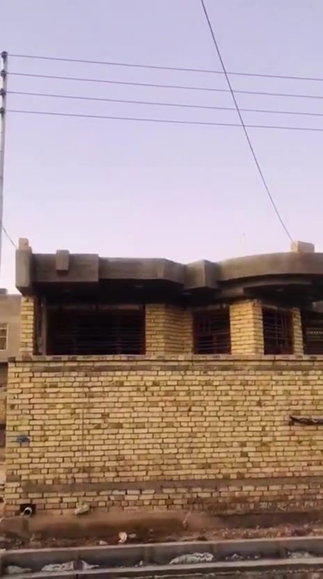 بسم الله الرحمن الرحيم
🔥 إعلان مميز للبيع 🔥

🏡 بيت هيكل جديد — فرصة ذهبية للسكن والاستثمار
📍 الموقع: منطقة حي الأمير قرب أسواق عقيل الكناني
📌 رقم العقار: 653

▪️ المساحة: 260 متر
▪️ بناء حديث درجة أولى
▪️ تصميم حديث وفق خريطة مهندس
▪️ منطقة راقية ومميزة
▪️ البيع مستعجل

💰 السعر وباقي التفاصيل عند الاتصال بنا

📞 مكتب الركابي للعقار
📍 شارع الذهب مقابل سما فون للموبايل
***********
***********
