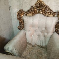 تخم 10 مقاعد ويا 3طبلات ويا مريا كبيرة لبيبع مكاني بغداد مدينة الصدار ...