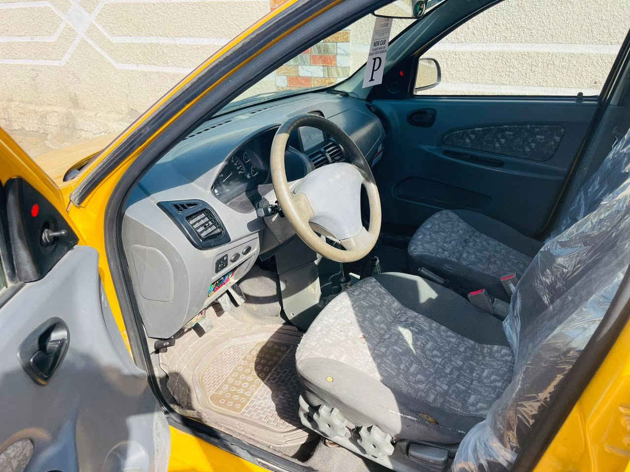 سلام عليكم طيبه موديل 2016
رقم بغداد نكليزي مشروع وطني مصفره هيه وغرامات 

مكينه كير نضاف 

صدر امامي وخلفي جديد 

تخم تاير جديد كهربائيات مكفوله 

دواخل نضيفه حداديه نضيفه 

بيها جاملق خلفي وحافت الباب صبغ 

العنوان تقاطع نهروان جسر ديالى جديد 

السعر 34 بيها شوفه الشراي يجي شوف يقتنع 

التصال *********** ***********
