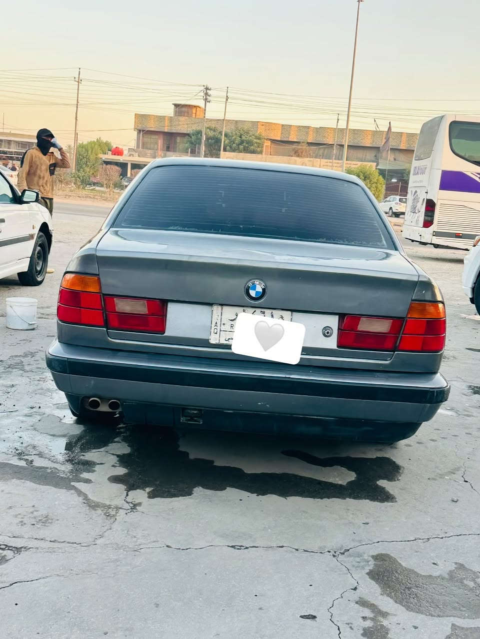 يا الله السلام عليكم
بي ام 525 اصل  مكينه مفتوح 

كير جدييد قبل كم يوم شديته 

كارن جديد حاويه 

فيتبم بلكات كله جديد

سياره تعمير جديد 
تبريد شغال ثلج 

بيها ضربه بجم مبدلين البجم كله مشتغلي درجى اولي 

بيها نواقص جدآ بسيطه 

مكان السياره بابل 

مالكها يريد تحويل 

السعر 32 وبيها مجال 

الصور اليوم مو قديمات يعني 

***********

