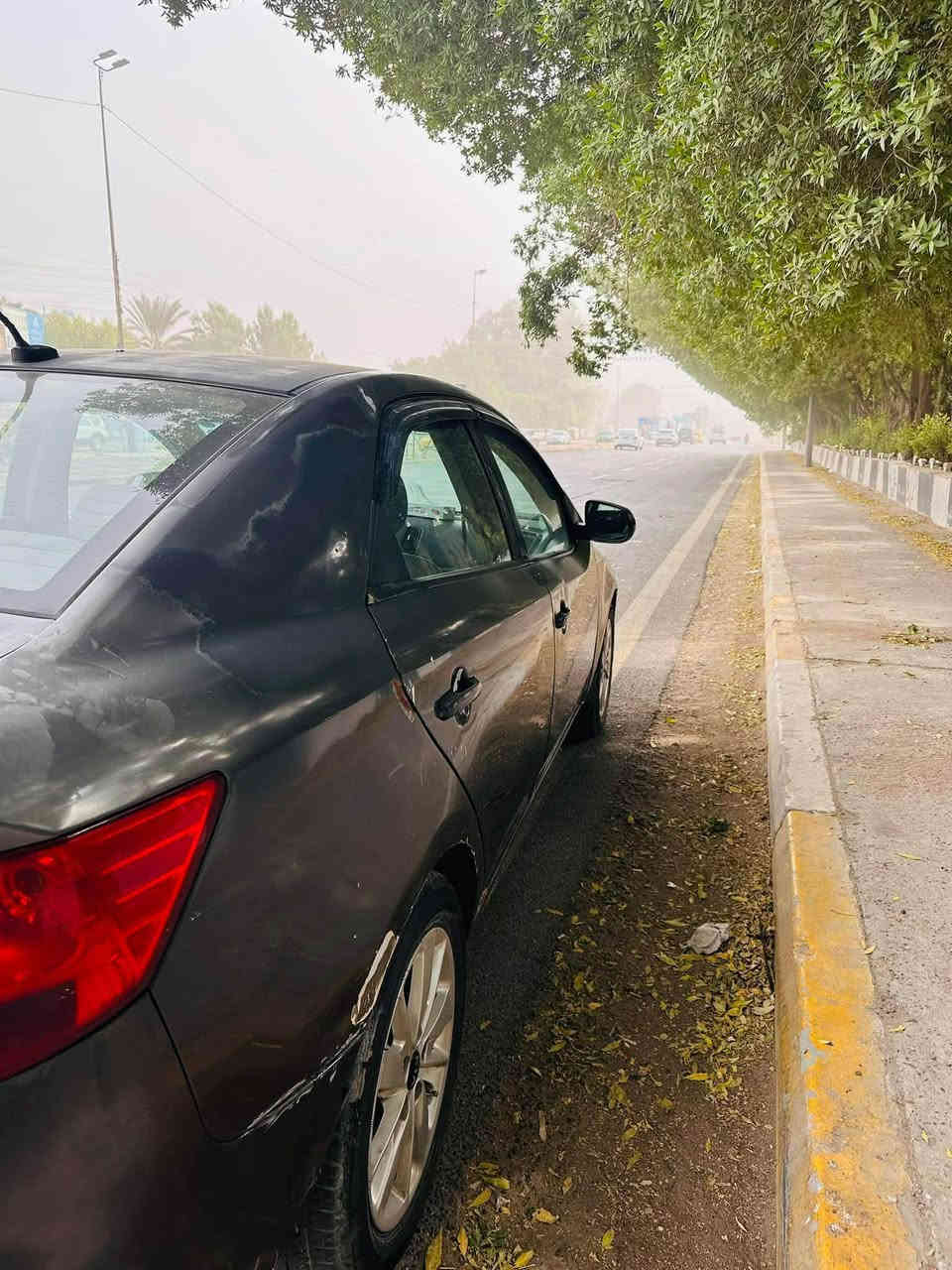 السلام وعليكم
كيا فورتي مديل 2011 رقم سليمانية تحويل ثانيوم 
محرك  2000دوش وكير جدد مال حاوية شرط بل باكيت حادثها جاملغ اليمن الخلفي وباب فقط وباقي السيارة جاردة تحتاج صبغ فقط وصور كدامك موضح كلشي
تبريد ثلج صدر خير من الله تخم تاير كهربايات كلهة بلادية
السيارة جاهزة 
السعر80 بيها مجال 

*********** بغداد, العراق
