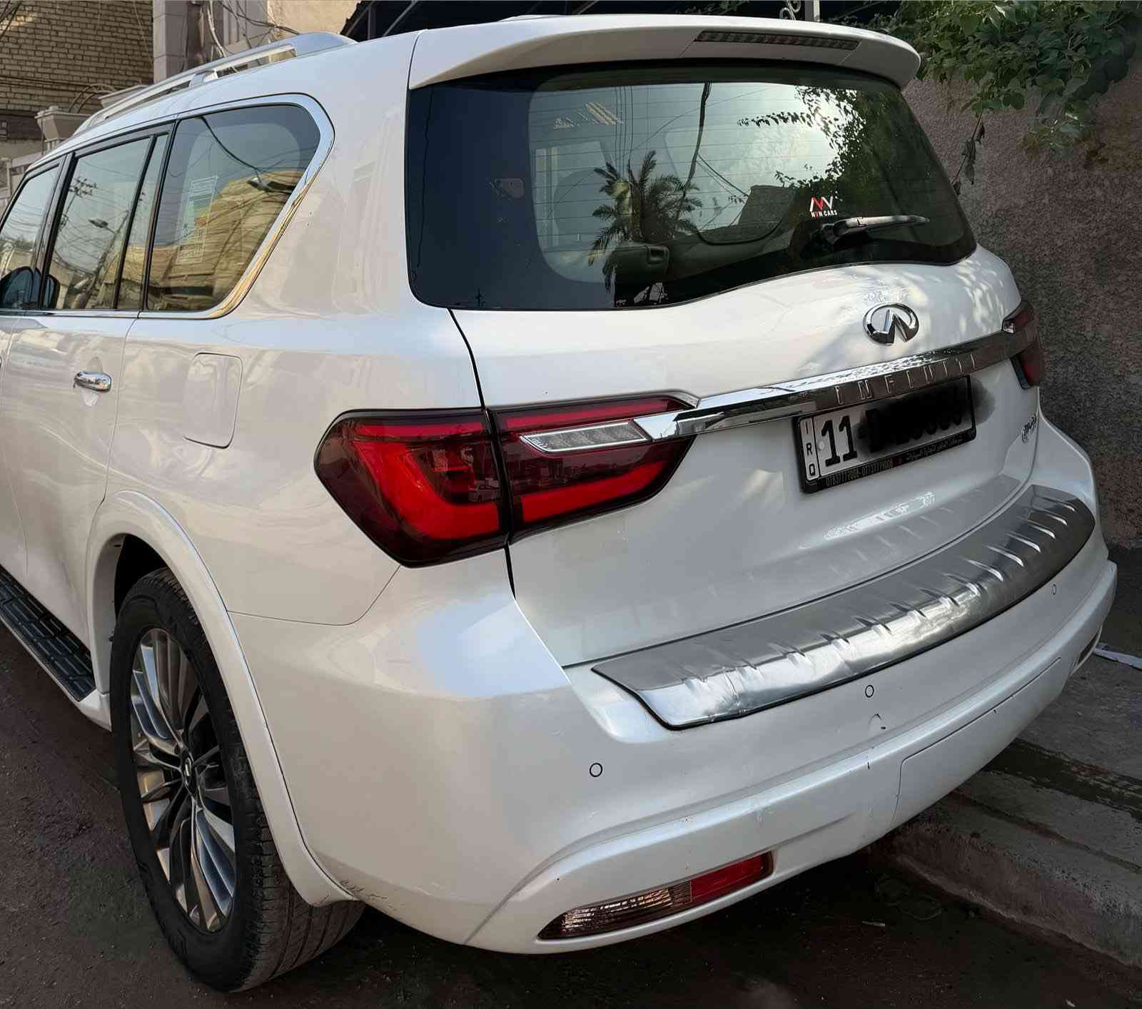 السلام عليكم
انفنتي 2019 خليجي 
السياره بيهه ربع دعاميه صبغ 
جديده وجاهزه 
ترهم بيع او مراوس
كير مكينه مكفول 
العنوان زيونه 
السعر 310 وبيها مجال بسيط 
للاستفسار ***********
