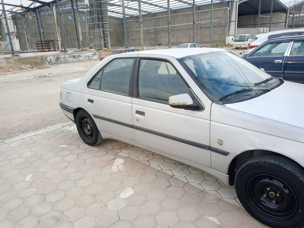 السلام عليك بيجو 405 مديل 12 سياره جديده تراي يخبل مكينه وكير جدد تخم تأير جديد حداديه جديده دبلات امامي خلفي ويل صبغ حراري اصلي تبريد تتفئه السياره بيه البنيد طاير كفاله من الضربه شواصي بالجيس غرفه جديده السعر 33وبيه مجال اتصل وتددلل *********** النجف, العراق
