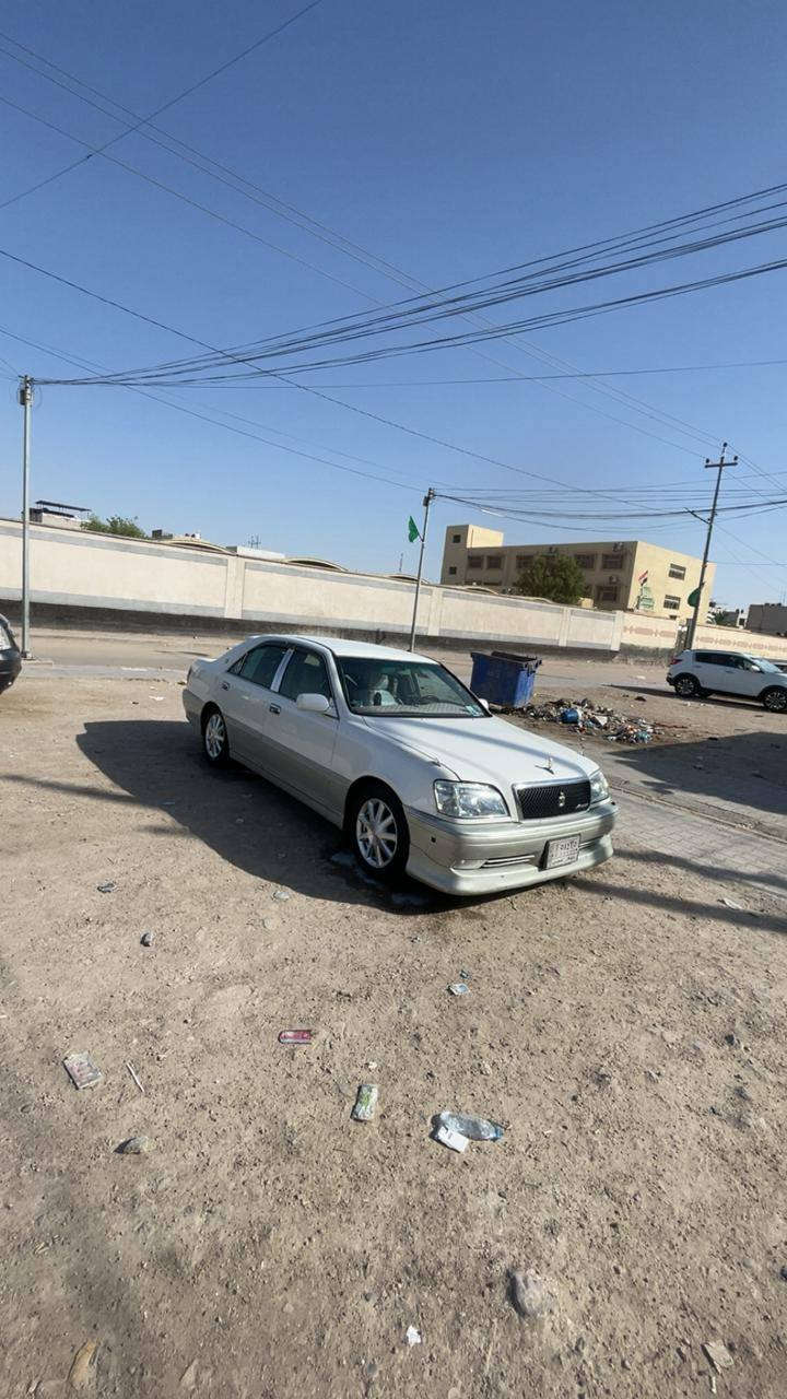 ملكه دكمتين رقم ذي قار تحويل دكمتين برده خلفيه مكصوصه جنطه محرك ديفور الجبير تبريد تخم تاير ويل كب نجمه حداده 100،100سياره حلوه وكامله ماناقصه شي السعر 75 وبيه مجال بسيط الاتصال ***********
