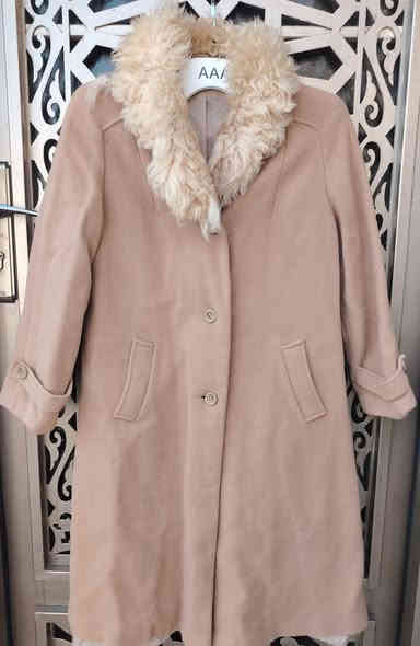 السلام عليكم.
لدينا ملابس واحذية وحقائب تبرع من الخيرين والمحسنين تفيد الطالبات قسم منها جديدة وقسم مستعمله شي بسيط جداََ وتعتبر جديدة.
نبحث عن طالبات متعففات ليس لدبهن القدرة على شراء الملابس للتبرع لهن بهذه الملابس من خلال مراسلتنا على الخاص او الاتصال على الأرقام التالية : 
*********** / ***********
 #سفراءالخواطر اياديكم لمن لا تصله الأيادي وجسركم لمن انقطعت به السبل ودليلكم لمن لا دليل له....
